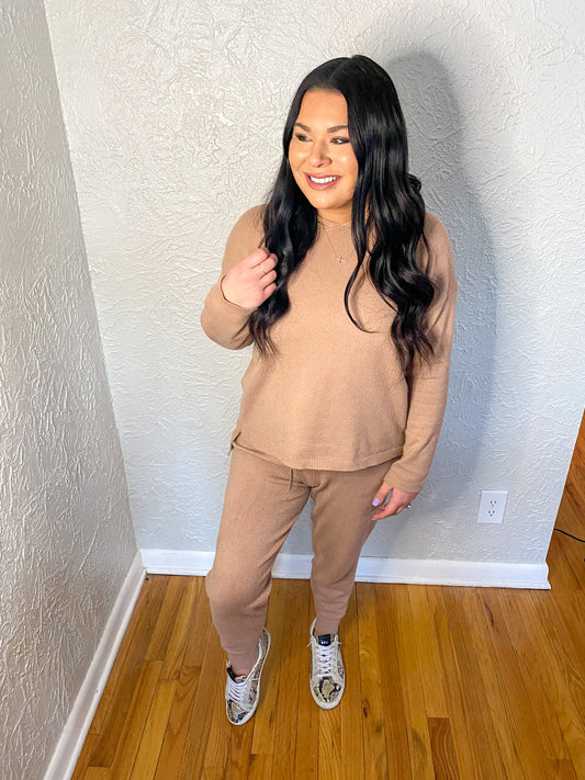 COZY SUNDAY JOGGER - TAN