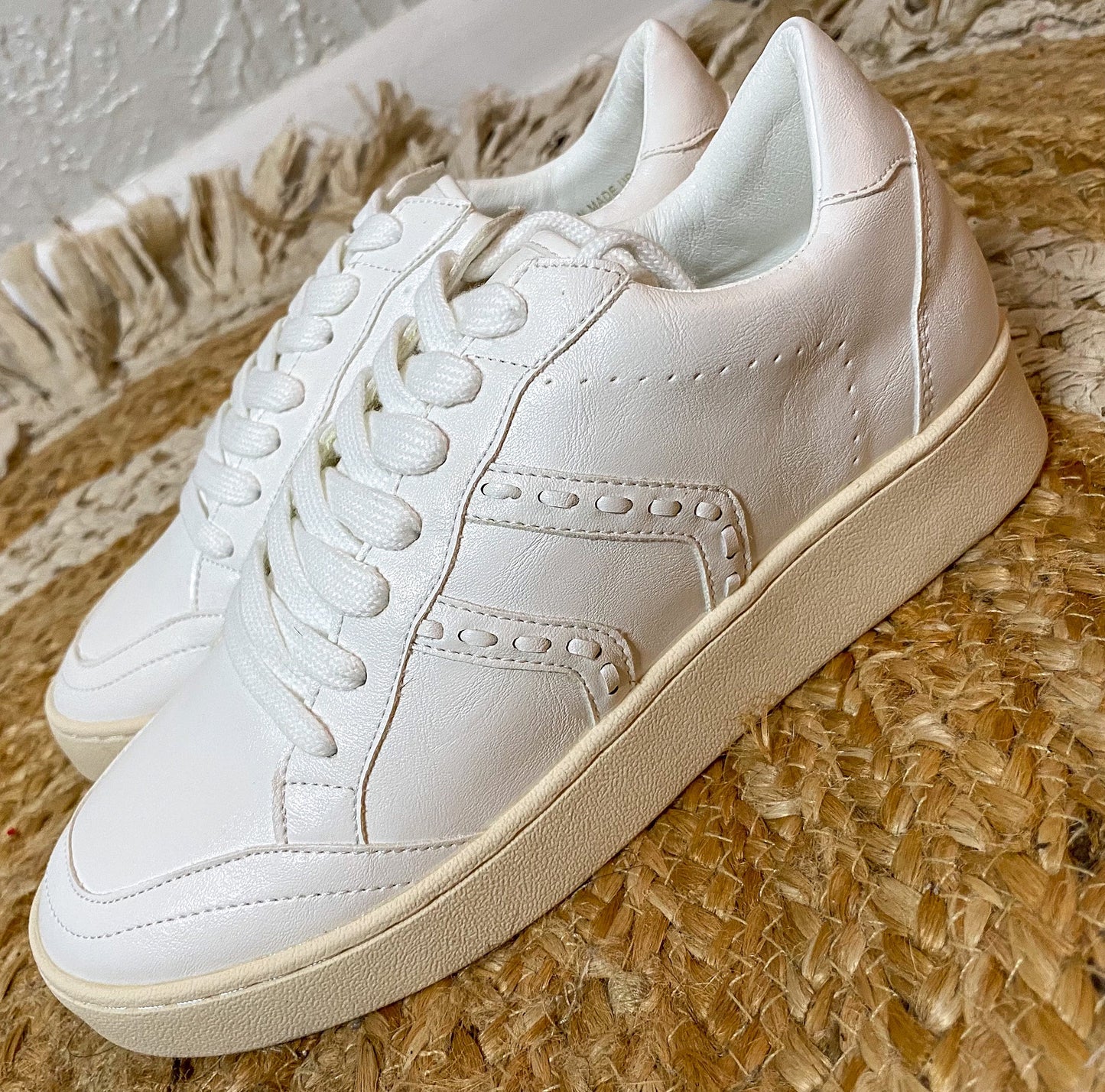 THE SOPHIE SNEAKER